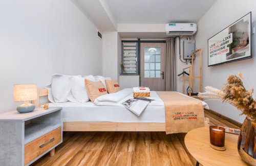 Kentron Apartment | KeyGo #0169 I Studio I Design I City Center
