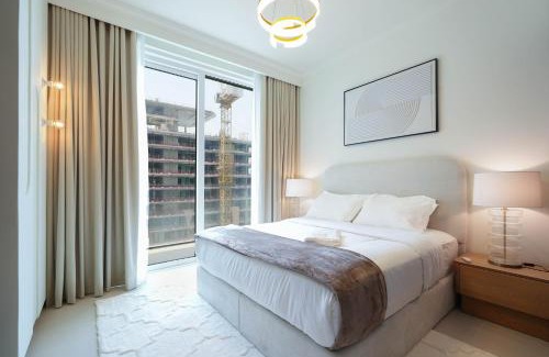Dubai Marina Apartment | KeyRock - Dubai Marina Stay with Pool & Gym