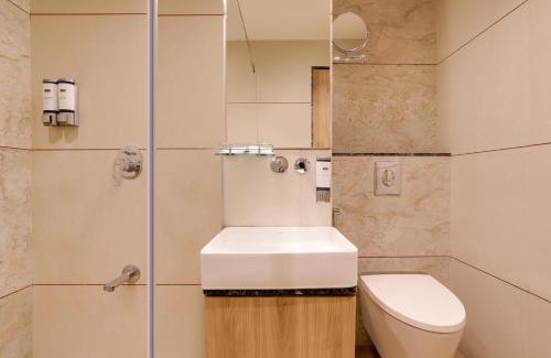 Vadodara Hotel | Relax at Rester Select Vadodara with Complimentary Breakfast