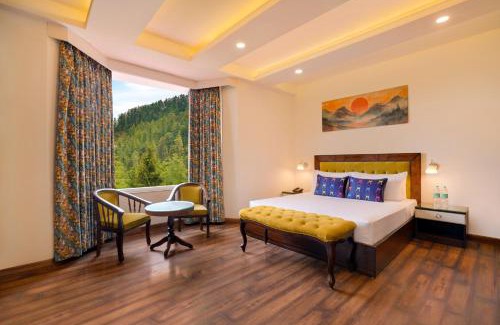 Shimla Hotel | Elegant Queen Himya Resort with Spa and Hot Tub Awaits