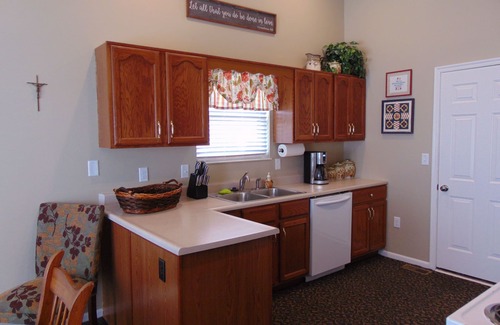 Oakbrook House | Discover Keystone Land: Exceptional Stay with Breakfast Included
