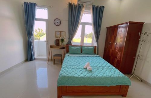 Tanh Linh Hotel | Discover KHÁCH SẠN 25/12: Pet-Friendly & Family Welcome