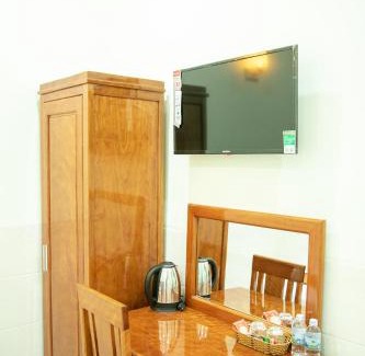 Phan Rang Hotel | Inviting Stay at Khách Sạn Anh Khoa with Breakfast Included