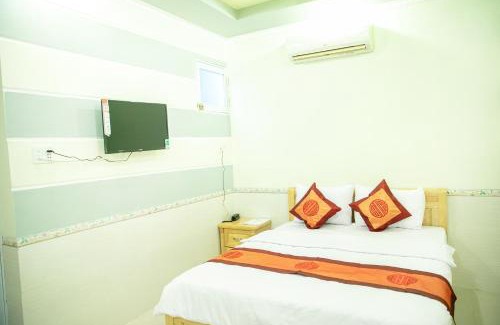 Phan Rang Hotel | Inviting Stay at Khách Sạn Anh Khoa with Breakfast Included