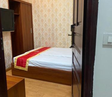 Lao Cai Bed & Breakfast | Family-Friendly Stay at Khách sạn Bảo Sơn 1, Rated 8.4/10