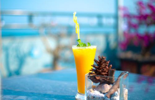 Sam Son Hotel | Galvin Hotel: Oceanfront Escape with Pool & Breakfast