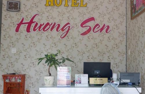 Sa Dec Hotel | Family-Friendly Stays at Khách sạn Hương Sen Sa Đéc