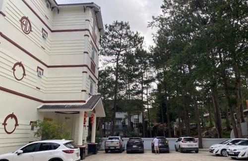 Kon Plong Hotel | Relax at Khách sạn Hưng Việt in Beautiful Măng Đen