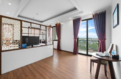 Go La Hotel | Enjoy Family-Friendly Stays at Khách sạn Habana