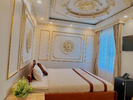 Chon Thanh Hotel | Indulge at Khách sạn Hoàng Hùng - Perfect for Relaxation