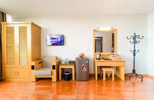 Phu Ly Hotel | Discover Oceanfront Comfort at Khách sạn INCO 515.9