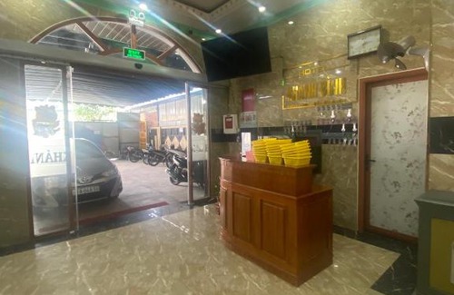 Tan Uyen Town Hotel | Pet-Friendly Retreat at Khách Sạn Khánh Bình, Bình Dương