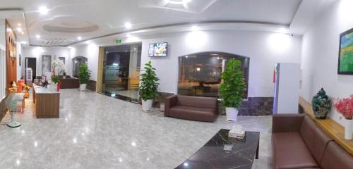 Thu Dau Mot Hotel | Pet-Friendly Hotel Khang Điền 2 with Pool & Breakfast
