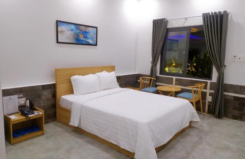 Thu Dau Mot Hotel | Discover Khang Điền 2: Family-Friendly Escape with Pool