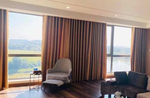 Anh Son Hotel | Kim Nhan Hotel: Rated 9/10 with Pool & Family-Friendly Services