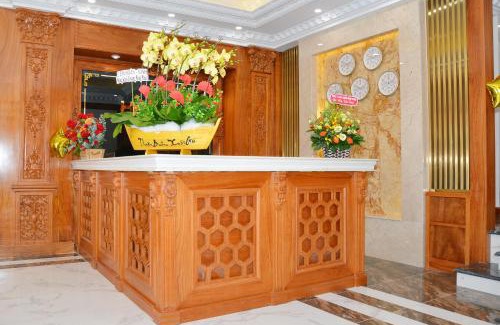Duc Trong Hotel | Elegant Stay at Khách sạn Le Royal - Family Friendly & Accessible