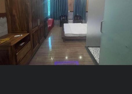 Di An Hotel | Cozy Stays at Khách sạn Minh Tiến with Breakfast Included