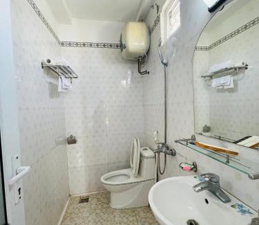 Khu bao ton Thien nhien Pu Luong Hotel | Ngọc Ly 8 Hotel: Pet-Friendly Stay with Breakfast Included