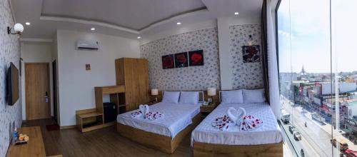 Bao Loc Hotel | Family-Friendly Hotel Sky with Kitchen Amenities, Rated 7.9