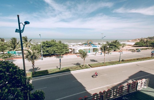 Sam Son Hotel | Top-Rated KHÁCH SẠN THÙY DƯƠNG II with Ocean Views