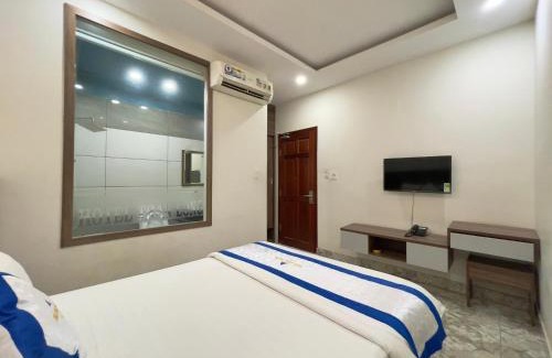 District 12 Hotel | Discover Khách Sạn TRẦN LONG: Rated 8.7, Family Friendly