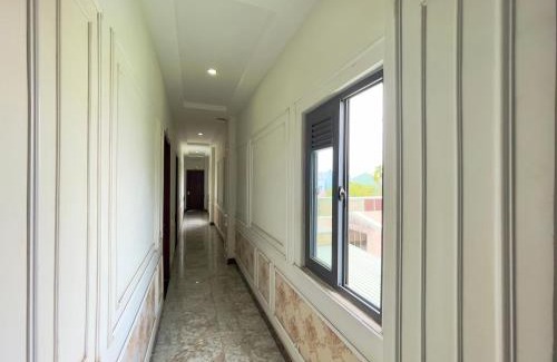 District 12 Hotel | Discover Khách Sạn TRẦN LONG: Rated 8.7, Family Friendly