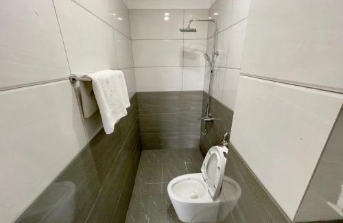 District 12 Hotel | Cozy Stay at Khách Sạn TRẦN LONG: Family & Pet Friendly