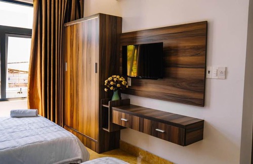 Bao Loc Hotel | Accessible Comfort at Khách sạn Trọng Thiêm 2 - Family Friendly