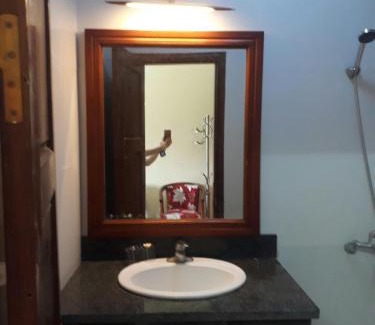 Nam Mau Hotel | Explore Nature at Khách sạn Vườn Quốc gia Ba Bể