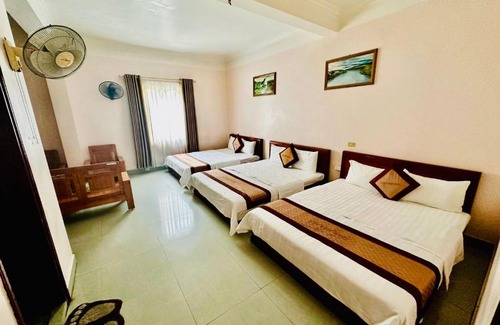 Mong Cai Hotel | Discover Comfort at Khách Sạn Việt Nhật with Hot Tub & Breakfast
