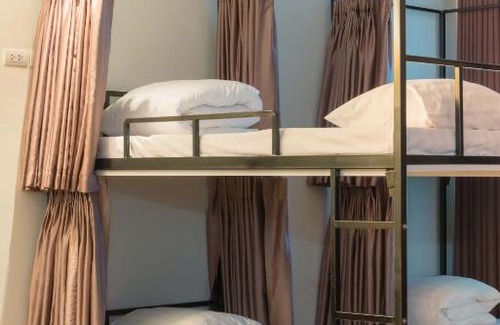 Gia Vien Hotel | Explore Comfort at Khách xá Bái Đính with Family-Friendly Amenities