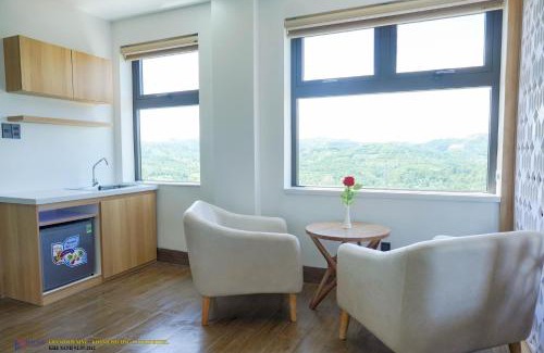 Khe Sanh Hotel | Kid-Friendly Retreat with Breakfast at Khánh Phương