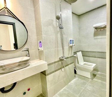My Phuoc Hotel | Stay at Khải Hoàn Hotel 2 - Guest Rated & Family-Friendly