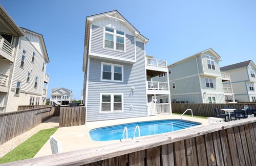 Kitty Hawk House | Discover Dune Our Thing: Ideal Family Retreat Awaits