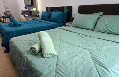 Kuantan Apartment | Khaimal Valley Suite - Pool View