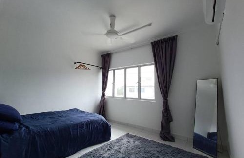 Alor Gajah House | Family-Friendly Khaleesi Afamosa Residency Homestay Awaits