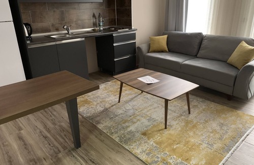 Tokat House | Inviting Khall Suite's: Child-Friendly with Breakfast & More