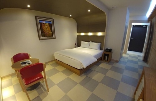 Dalseong-gun Hotel | Comfortable Stay at Khan Hotel: Family-Friendly & Accessible