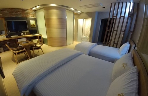 Dalseong-gun Hotel | Comfortable Stay at Khan Hotel: Family-Friendly & Accessible