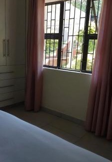 KwaDukuza House | Family-Friendly Khanyisa Accommodation with Hot Tub Access