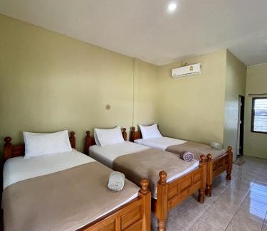 Singhanakhon Hotel | Family-Friendly KHAO KIEOW Hotel with Great Guest Ratings