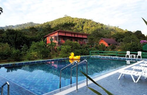 Khlong Sok Hotel | Discover Khao Sok Country Resort with Pool and Ocean Views
