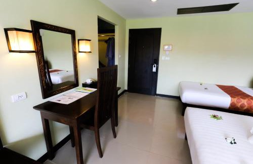 Khao Lak Resort | Relax at Khaolak Emerald Beach Resort and Spa, 4-Star Bliss