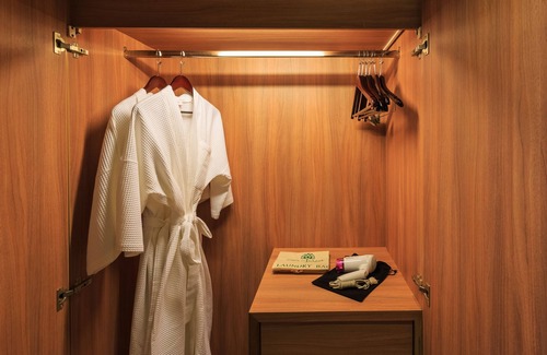 Khuekkhak Resort | Relax at Khaolak Forest Resort: Spa, Dining & Family-Focused