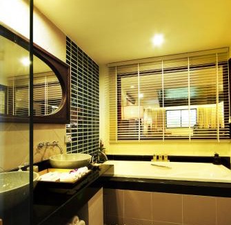 Khuk Khak Beach Resort | Unwind at Khaolak Orchid Beach Resort with Oceanfront Relaxation