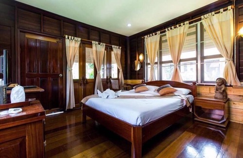 Tha Sao Hotel | Idyllic Khaothone River View Resort with Pool & Family Amenities