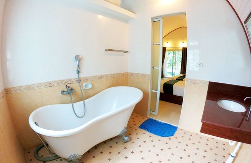 Nong Nam Daeng Resort | Discover Khaoyai Fantasy Resort with Pool and Family Amenities