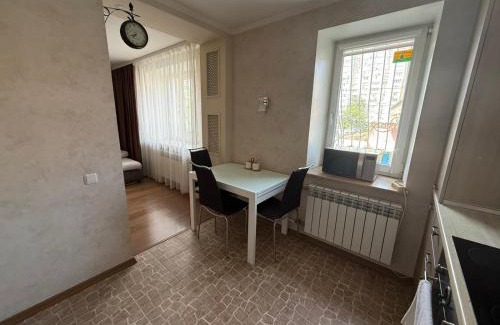 Petrovskoye Hotel | Budget-Friendly Stay at Kharkovlux with Breakfast Included