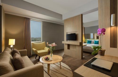 Gresik Hotel | Pet-Friendly Khas Gresik with Pool & Eco Amenities