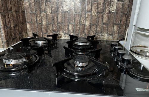 Arnavutkoy Apartment | Inviting Stay at Khavi Airport Apart with Breakfast & Pet Friendly